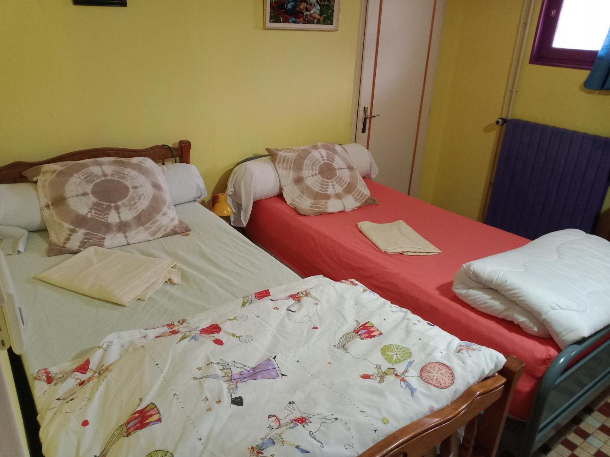 Maison Entiere Avec Parking, Garage Et Jardin Сasa de vacaciones Montluçon
